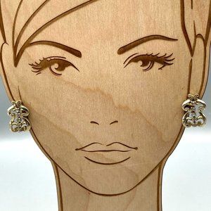 Elegant Vintage Flourish Earrings, Polished Gold Tone Screw Back Scrollwork